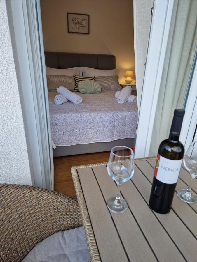 Apartman River Breeze オミシュ エクステリア 写真