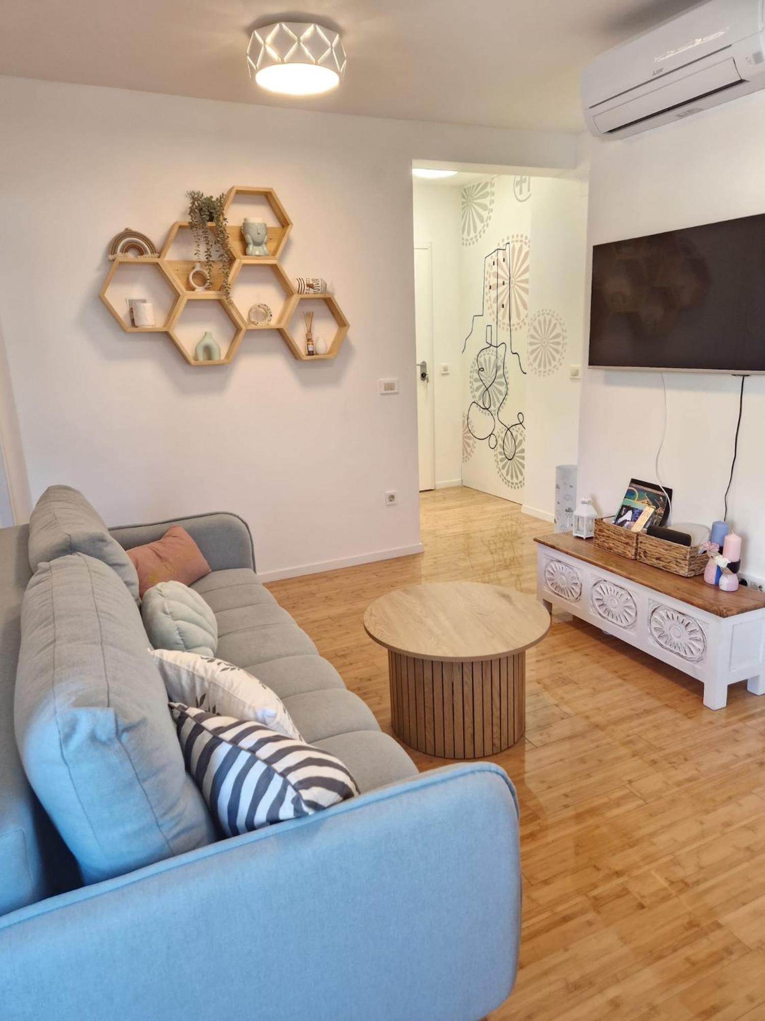 Apartman River Breeze オミシュ エクステリア 写真